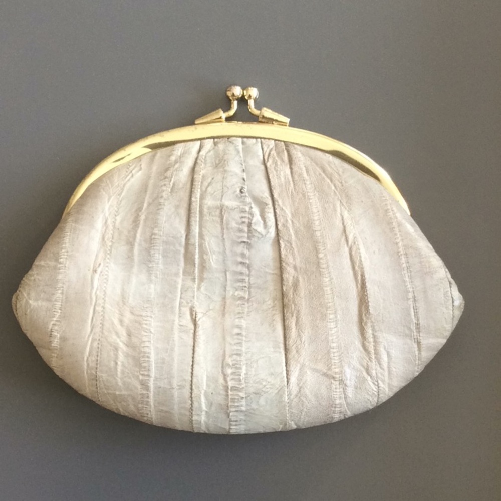 🌹💋Vintage Leather double kissed framed wallet